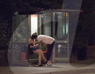 EXKLUSIV - Tom Bateman und Daisy Ridley turtel nachts in London