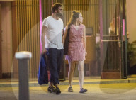 EXKLUSIV - Tom Bateman und Daisy Ridley turtel nachts in London