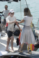 PEOPLE - Küsschen Küsschen: Felipe und Letizia im Royal Nautical Club in Palma de Mallorca