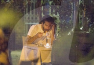 EXKLUSIV -  Jake Gyllenhaal isst ganz alleine sein Dinner