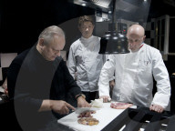 PEOPLE - Joel Robuchon ist im Alter von 73 Jahren gestorben