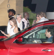 PEOPLE - Kris Jenner und Corey Gamble gehen zum Dinner ins Nobu mit Tommy und Dee Hilfiger