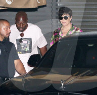 PEOPLE - Kris Jenner und Corey Gamble gehen zum Dinner ins Nobu mit Tommy und Dee Hilfiger