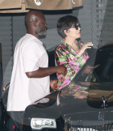 PEOPLE - Kris Jenner und Corey Gamble gehen zum Dinner ins Nobu mit Tommy und Dee Hilfiger