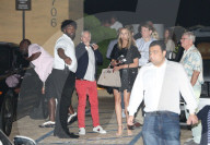 PEOPLE - Kris Jenner und Corey Gamble gehen zum Dinner ins Nobu mit Tommy und Dee Hilfiger
