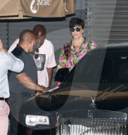 PEOPLE - Kris Jenner und Corey Gamble gehen zum Dinner ins Nobu mit Tommy und Dee Hilfiger