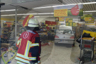 NEWS - 92-Jähriger fährt in Eschberg mit einem Auto in einen Supermarkt