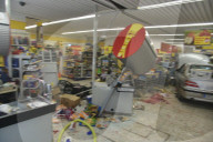 NEWS - 92-Jähriger fährt in Eschberg mit einem Auto in einen Supermarkt