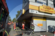 NEWS - 92-Jähriger fährt in Eschberg mit einem Auto in einen Supermarkt
