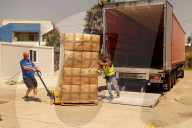 NEWS - Spanien stellt sein erstes Flüchtlingscamp bei San Roque auf