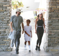 EXKLUSIV - Scott Disick besucht mit Sohn Mason das Kino
