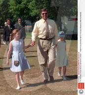 PEOPLE - Zu Eugenies Hochzeit: Kinderfotos der Prinzessin