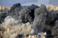 NEWS - Israel fliegt Luftangriffe im Gazastreifen 