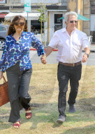 EXKLUSIV - Dustin Hoffman mit Lisa Stronger in Brentwood unterwegs
