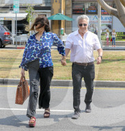 EXKLUSIV - Dustin Hoffman mit Lisa Stronger in Brentwood unterwegs
