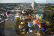 FEATURE - Pix of the Day: Bilder des Tages
