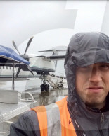 FEATURE - Flughafenangestellter klaut Flugzeug und Crasht