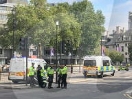 NEWS - Londoner Polizei ermittelt wegen Terrorverdachts