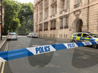NEWS - Londoner Polizei ermittelt wegen Terrorverdachts