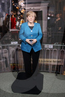 NEWS - Neue Merkel-Wachsfigur im Panoptikum Hamburg