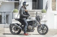 EXKLUSIV - Rock ’n’ Roll bei Orlando Bloom auf dem Set