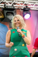 PEOPLE - Beatrice Egli singt auf der Cranger Kirmes in Herne
