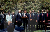 NEWS - George H.W. Bush Retro