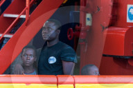 NEWS - Spanien: Gerettete Flüchtlinge in Motril 