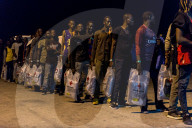 NEWS - Spanien: Gerettete Flüchtlinge in Motril 