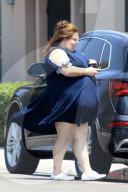 EXKLUSIV - Chrissy Metz in West Hollywood unterwegs