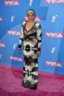 PEOPLE - Hauptsache auffällig: Die schrägsten Outfits an den MTV VMA