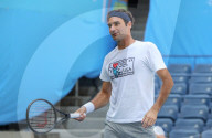 PEOPLE - US Open: Roger Federer trainiert in Flushing Meadows im Keith Haring T-Shirt