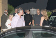 PEOPLE - Busenblitzer: Kendall Jenner geht mit Caitlyn zum Dinner in Malibu