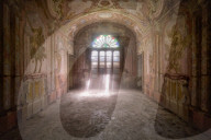 FEATURE - Verlassene Schönheiten: Roman Rorbroek fotografiert einsame Räumlichkeiten in aller Welt