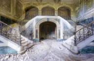 FEATURE - Verlassene Schönheiten: Roman Rorbroek fotografiert einsame Räumlichkeiten in aller Welt