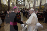 NEWS - Papst Besuch in Irland