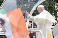 NEWS - Papst Besuch in Irland