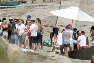 PEOPLE - Leonardo DiCaprio und Jamie Foxx feiern mit Freunden eine Beachparty