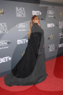 PEOPLE - Black Girls Rock Awards: Promis auf dem Roten Teppich