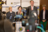 NEWS - Ausschreitungen in Chemnitz nach dem gewaltsamen Tod eines 35 Jahre alten Deutschen