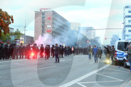 NEWS - Ausschreitungen in Chemnitz nach dem gewaltsamen Tod eines 35 Jahre alten Deutschen