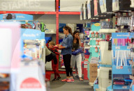 PEOPLE - Jennifer Garner bummelt mit den Kids in Brentwood