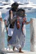 PEOPLE - Magic Johnson und Samuel L Jackson besuchen den Club 55 in St.Tropez
