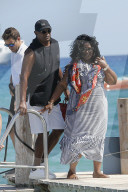 PEOPLE - Magic Johnson und Samuel L Jackson besuchen den Club 55 in St.Tropez