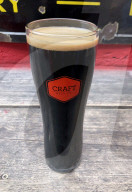 FEATURE - Vermutlich das teuerste Glas Bier im Land: Im Londoner Craft Beer Co kostet das Speedway Stout unglaubliche 25 Euro