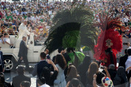 NEWS - Vatikan: Der Papst kriegt Besuch von indigenen Mexikanern 