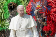 NEWS - Vatikan: Der Papst kriegt Besuch von indigenen Mexikanern 