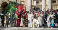 NEWS - Vatikan: Der Papst kriegt Besuch von indigenen Mexikanern 