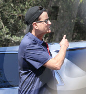 EXKLUSIV - Charlie Sheen zu Besuch bei 'RHOBH' in Malibu