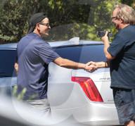 EXKLUSIV - Charlie Sheen zu Besuch bei 'RHOBH' in Malibu